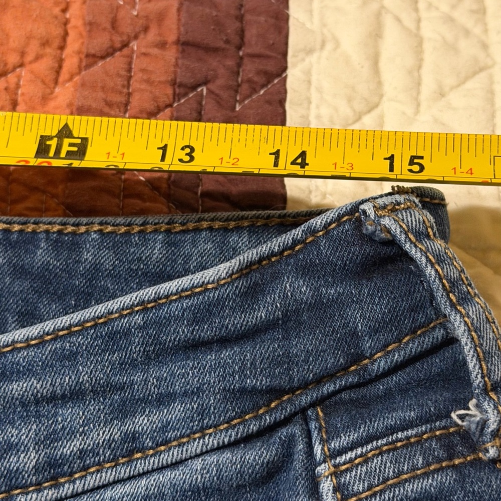 Universal Thread Denim Jeans - Picture 6 of 7